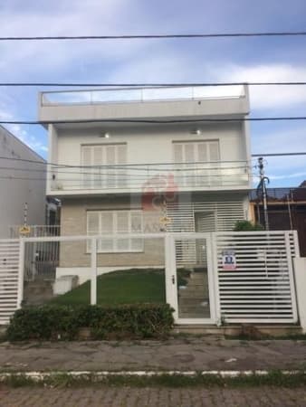 Casa em Porto Alegre - Medianeira