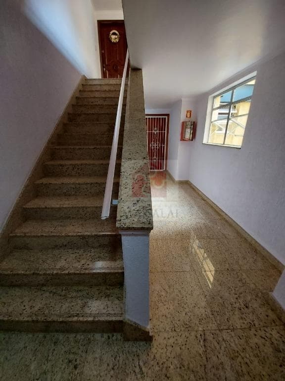 Apartamento de 3 dormitórios à venda no miolo do Bairro Menino Deus