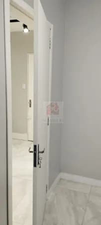 Apartamento térreo à venda no Jardim Ipiranga