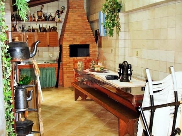 Casa em Porto Alegre - Santa Maria Goretti