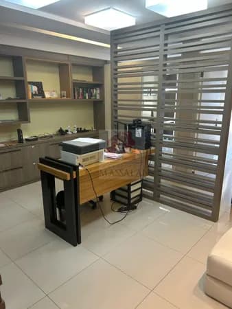Sala com garagem para locaçao na Azenha