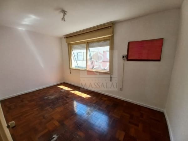 Apartamento 3 dormitórios com garagem à venda no Menino Deus