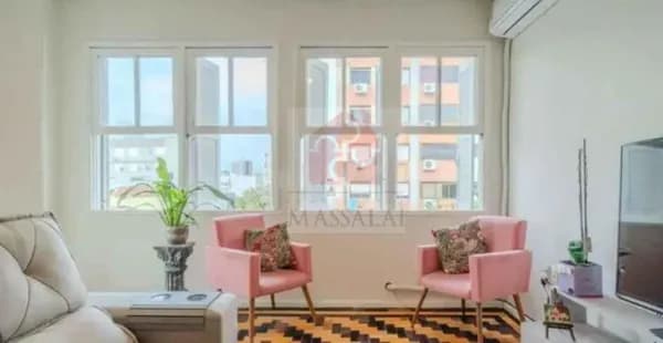 Apartamento 2 dormitórios com sacada e garagem