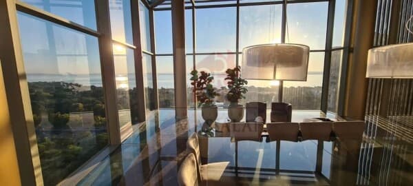 Apartamento em Porto Alegre - Praia de Belas