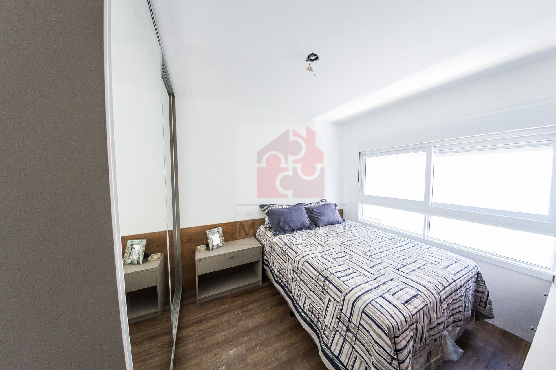 Apartamento novo com garagem no Menino Deus