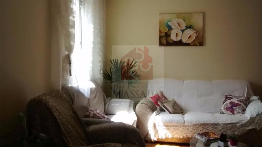 Apartamento de 2 dormitórios com garagem à venda no Bairro Santo Antônio