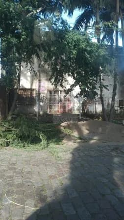 Casa sobrado à venda no Bairro São Geraldo
