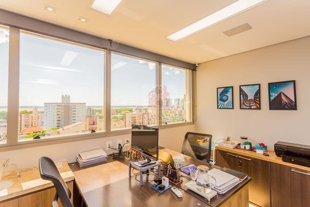 Sala com garagem no Prime Offices
