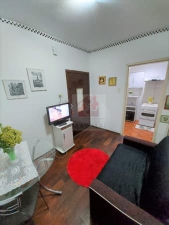 Apartamento de 1 dormitório mobiliado para venda no Bairro Centro Histórico