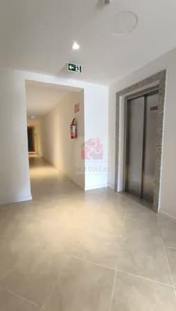 Apartamento 2 dormitórios com garagem dupla à venda no Vicino