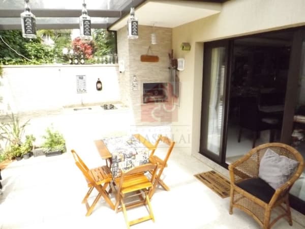 Casa em Porto Alegre - Lomba do Pinheiro