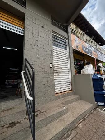 Salão Comercial para locação no centro comercial de Paulínia.