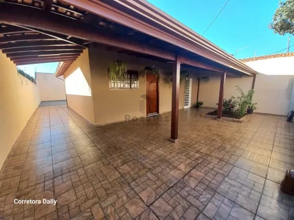 Casa para venda - Parque das Árvores - Paulínia.