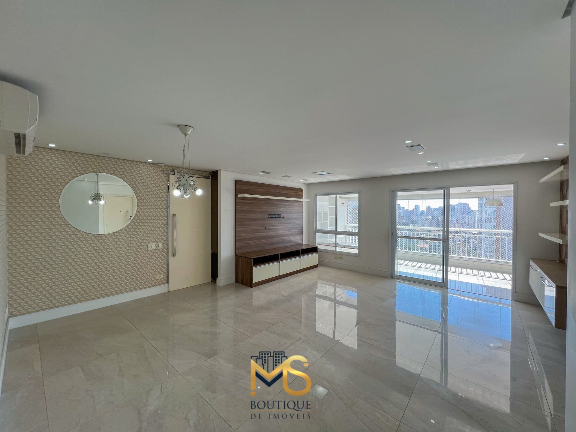 ✨ 133m² | 3 Suítes | 2 Vagas | Andar Alto | Bosque da Saúde