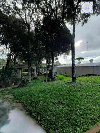 Ótimo e amplo terreno com casa no bairrro São Luiz.