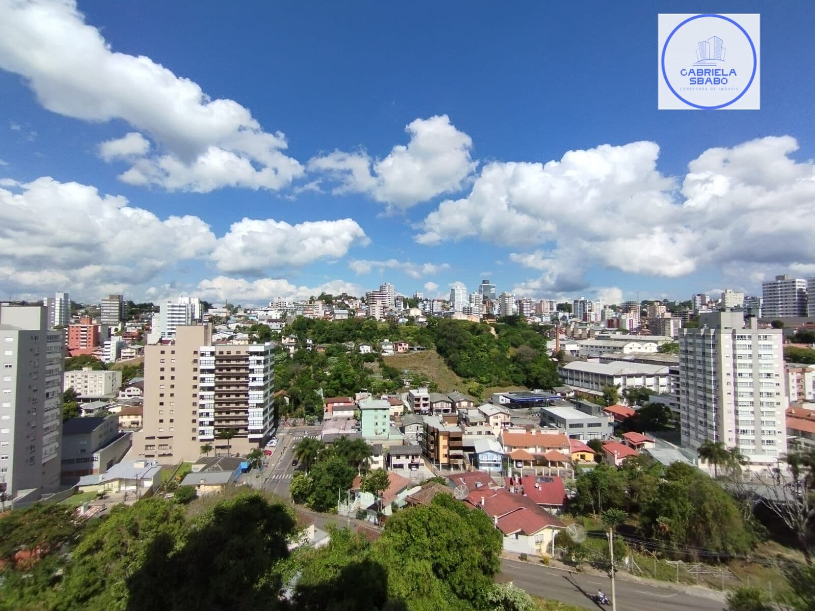Apartamento à venda localizado no Bairro Humaitá, em Bento Gonçalves