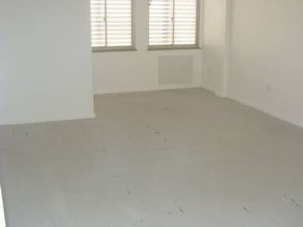 Sala comercial Em edifício para Aluguel em Centro Tubarão-SC