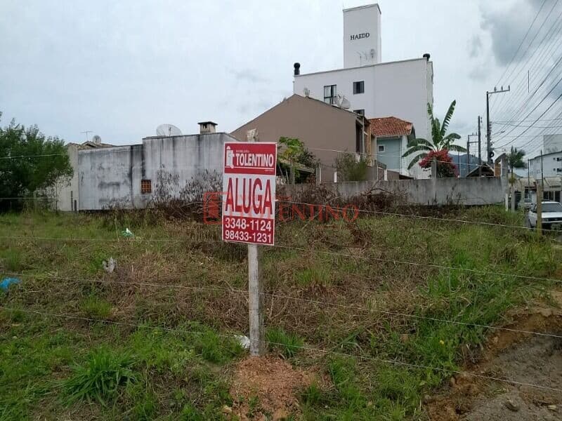 TERRENO PARA LOCAÇÃO EM CAMBORIÚ