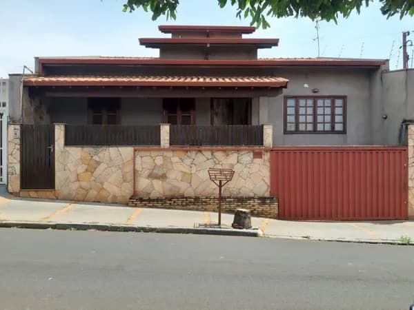 Casa em Bebedouro - Vila Major Cícero de Carvalho
