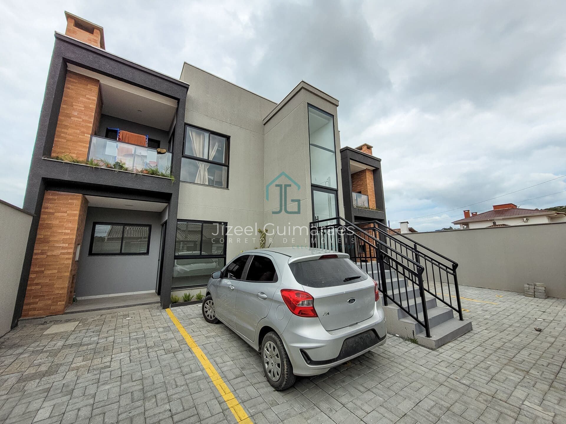 Apartamento com 2 quartos sendo 1 suíte à venda, 68 m² por R$ 420.000 - Itacolomi - Balneário Piçarras/SC