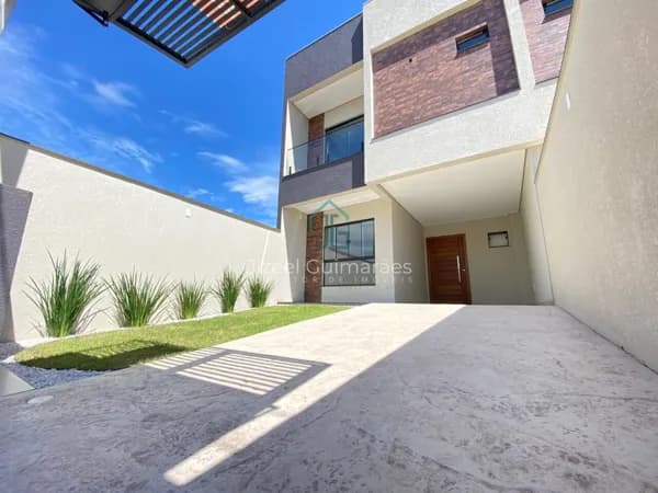 Sobrado com 3 dormitórios à venda, 139 m² por R$ 990.000 - Itacolomi - Balneário Piçarras/SC