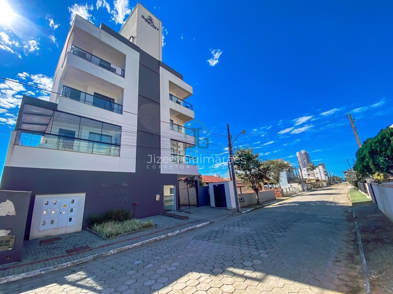 Apartamento Mobiliado à Venda no Itacolomi em Balneário Piçarras – 450 Metros da Praia por R$ 579.000 - Itacolomi - Balneário Piçarras/SC