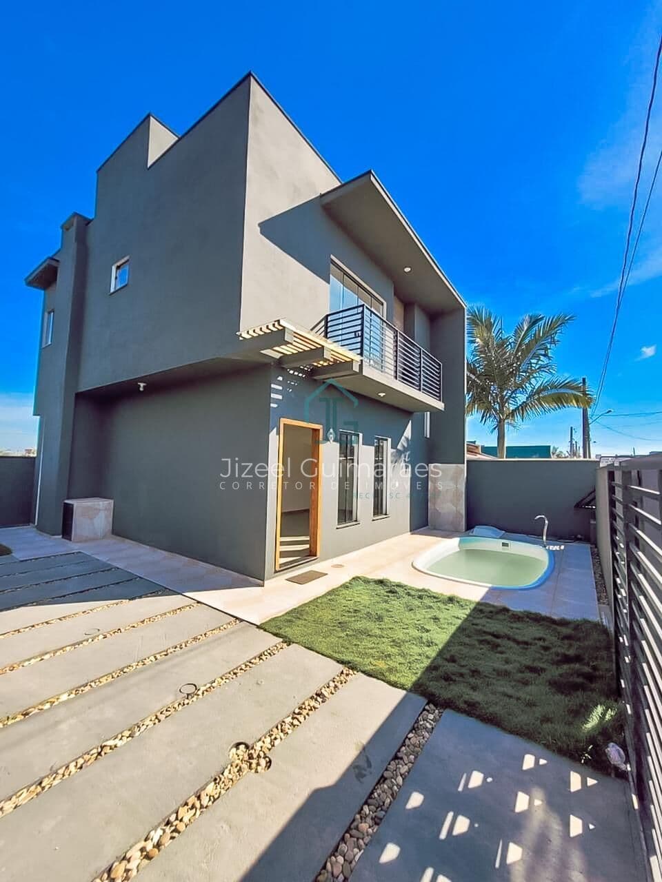Sobrado SEMI MOBILIADO com 3 dormitórios sendo 1 suíte à venda, 102 m² por R$ 699.000 - Itajuba - Barra Velha/SC