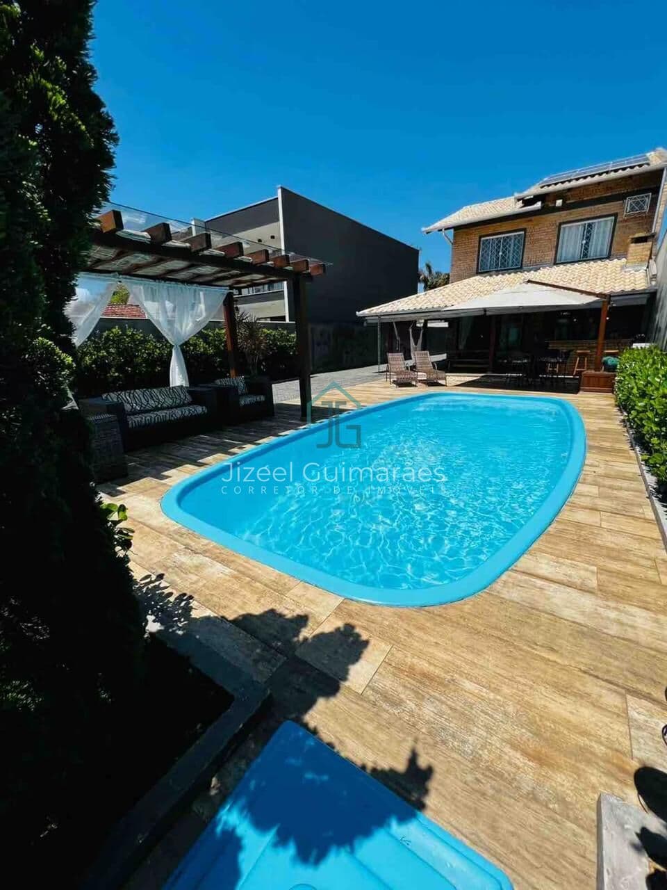 PRONTA PARA MORAR | Casa Alto Padrão com 4 dormitórios à venda, 240 m² por R$ 2.200.000 - Centro - Penha/SC