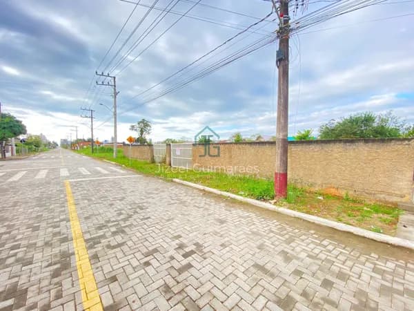 Terreno PRONTO PARA CONSTRUIR em rua calçada à venda, 420 m² por R$ 456.000 - Itacolomi - Balneário Piçarras/SC
