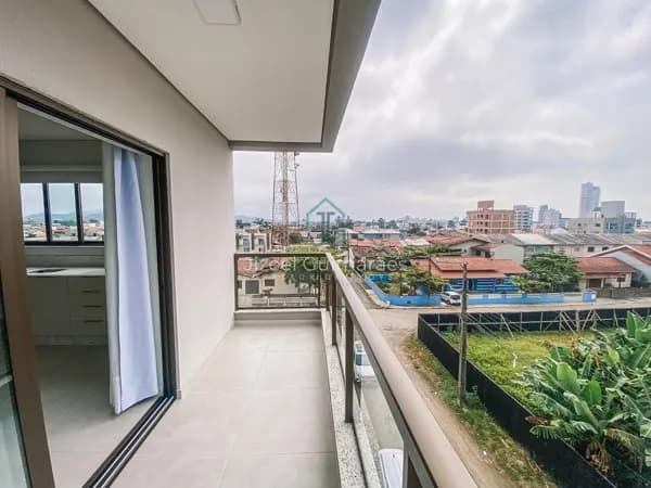SEMIMOBILIADO | Apartamento novo com 2 dormitórios sendo 1 suíte à venda, 74 m² por R$ 845.900 - Itacolomi - Balneário Piçarras/SC
