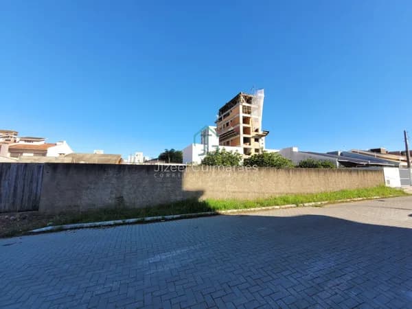 Terreno à venda, 525 m² por R$ 1.350.000 - Itacolomi - Balneário Piçarras/SC