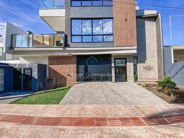 Apartamento com Vista Mar à Venda no Itacolomi em Balneário Piçarras | 93m² e 380m da Praia