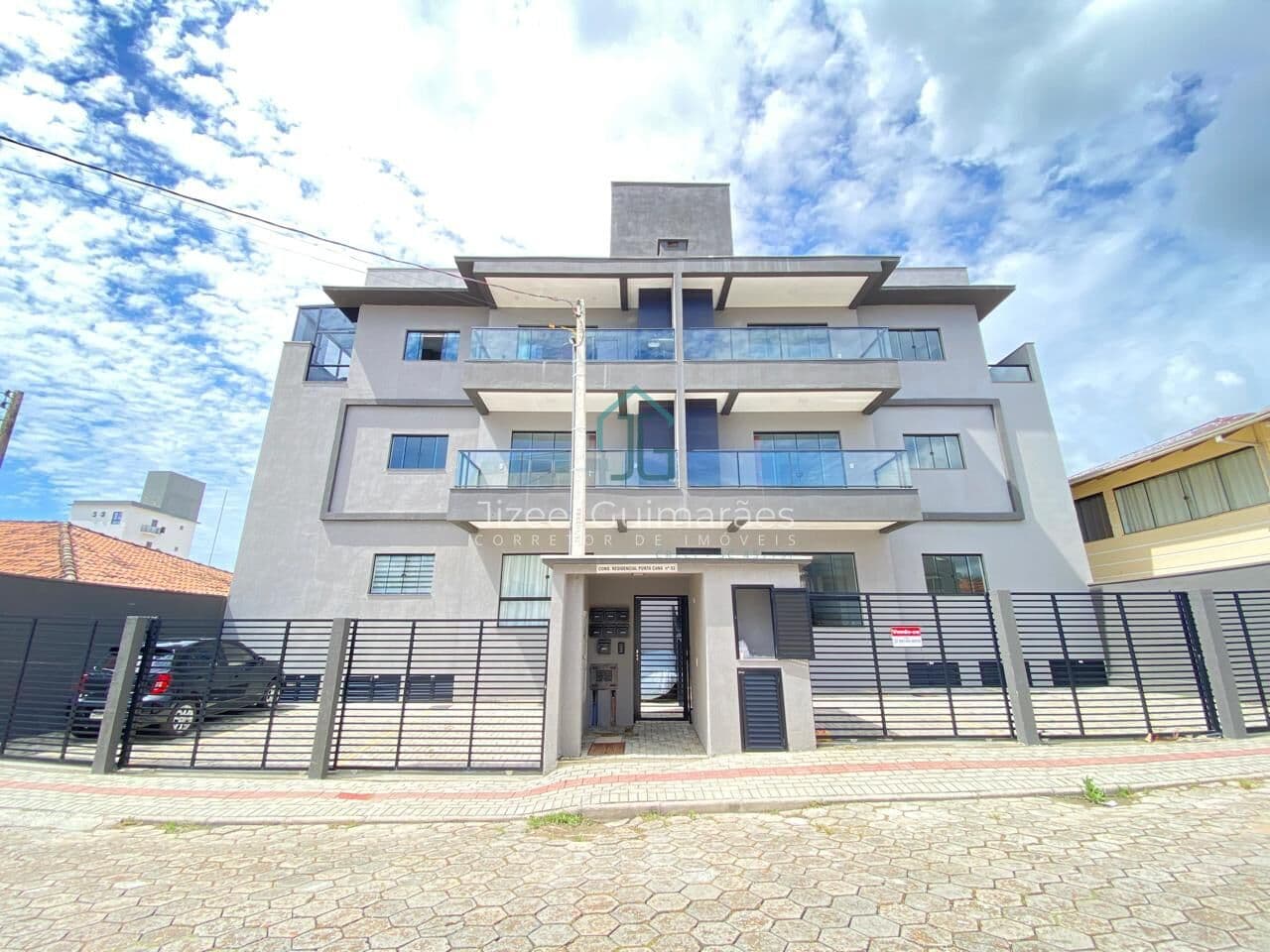 Apartamento com 2 dormitórios à venda, 76 m² por R$ 650.000 - Tabuleiro - Barra Velha/SC