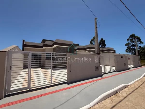 Casa com 2 dormitórios sendo 1 suíte à venda, 54 m² por R$ 415.000,00 - Itacolomi - Balneário Piçarras/SC