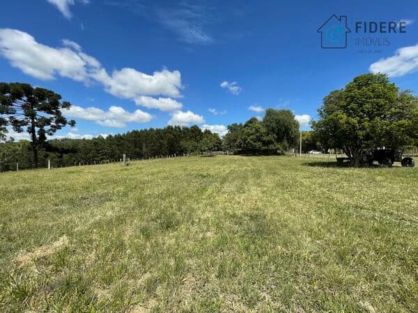 ÁREA RESIDENCIAL/COMERCIAL