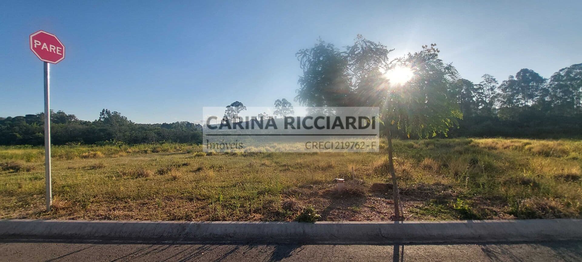 OPORTUNIDADE TERRENO 500m² excelente topografia e localização À VENDA - CONDOMÍNIO POEMA JAPY - ITUPEVA