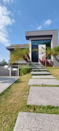 Casa Recém construída - 3 Suítes, Ecritório e Piscina à Venda - Ibi Aram II