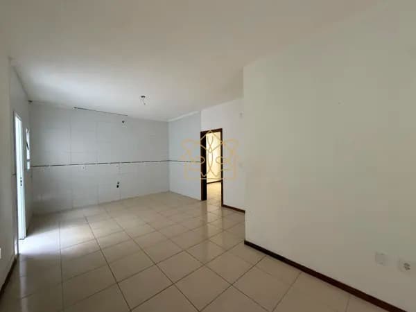 Apartamento térreo à venda no bairro Barcelos
