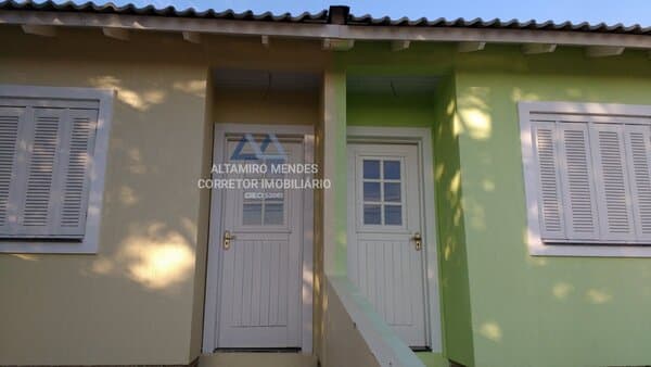 Casa Geminada para Venda em Auxiliadora Gravataí-RS