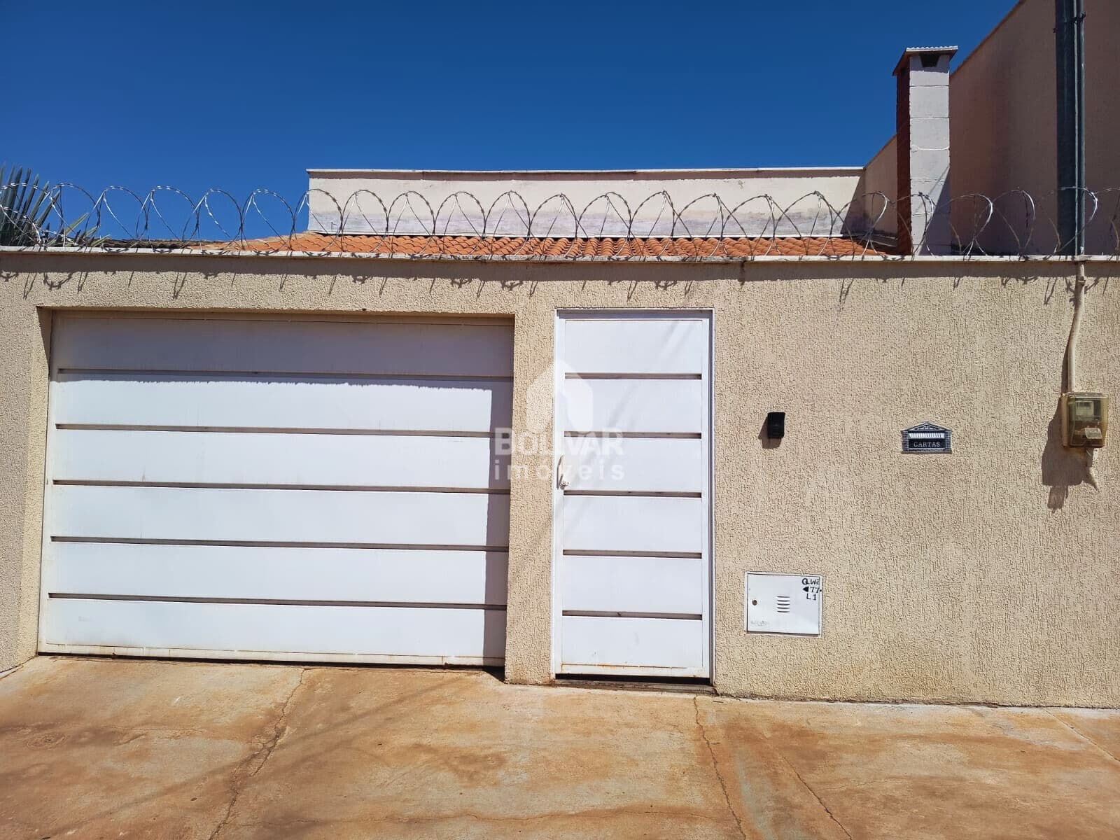 Casa com 3 dormitórios à venda, 160m² por R$ 430.000 - Bairro Paranaiba - Itumbiara/GO