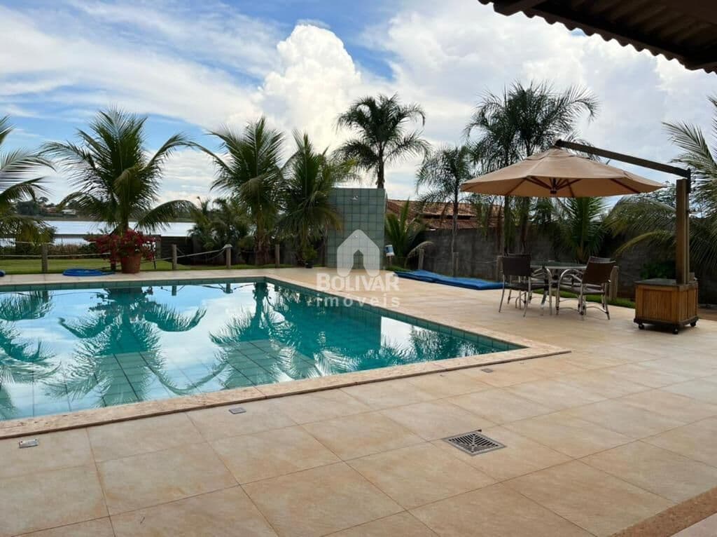 Rancho com 6 dormitórios à venda por R$ 3.150.000 - Centro - Buriti Alegre/GO