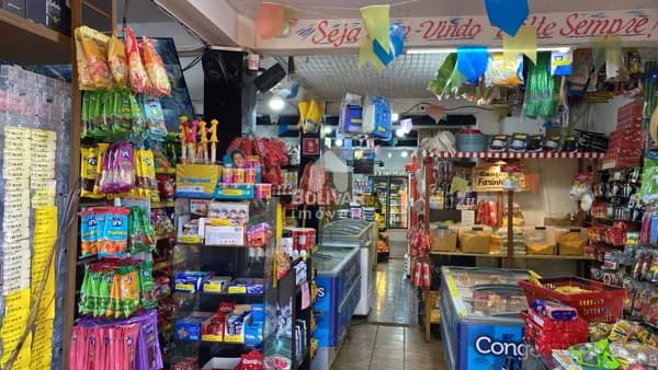 Ponto Comercial a venda Rende R$ 3.000,00 Área de 250m² no valor de R$ 350.000,00 -Bairro Dona Marolina-Itumbiara-GO