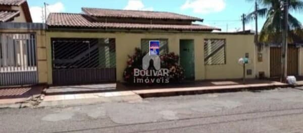 Casa com 5 dormitórios à venda, 320 m² por R$ 550.000 - Setor Afonso Pena - Itumbiara/GO