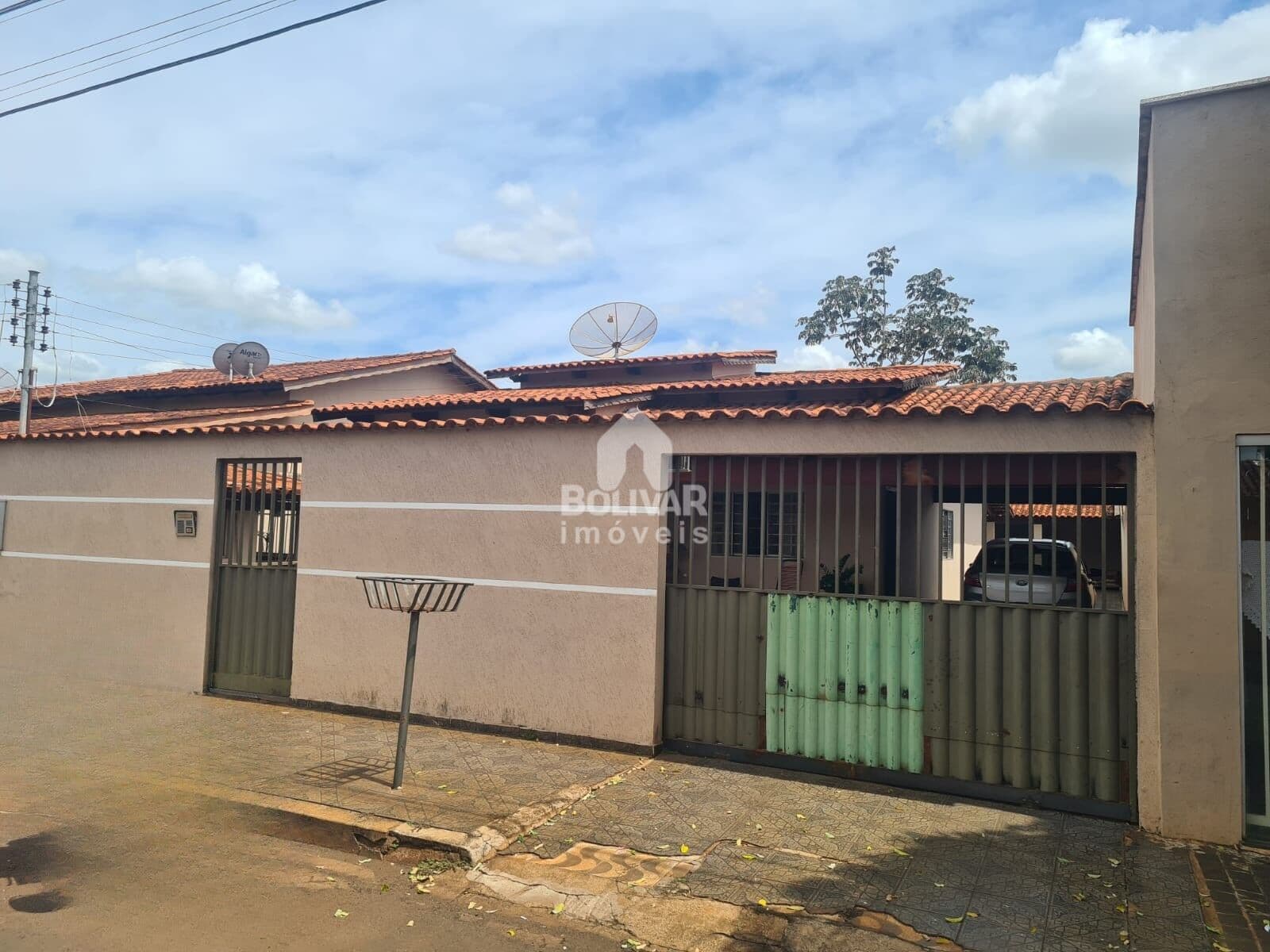 Casa com 3 dormitórios à venda, por R$ 400.000,00 -Bairro Afonso Pena- Itumbiara/GO