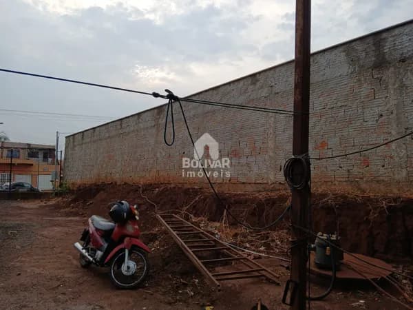 Terreno à venda, 429m² por R$ 250.000 - Itumbiara/GO
