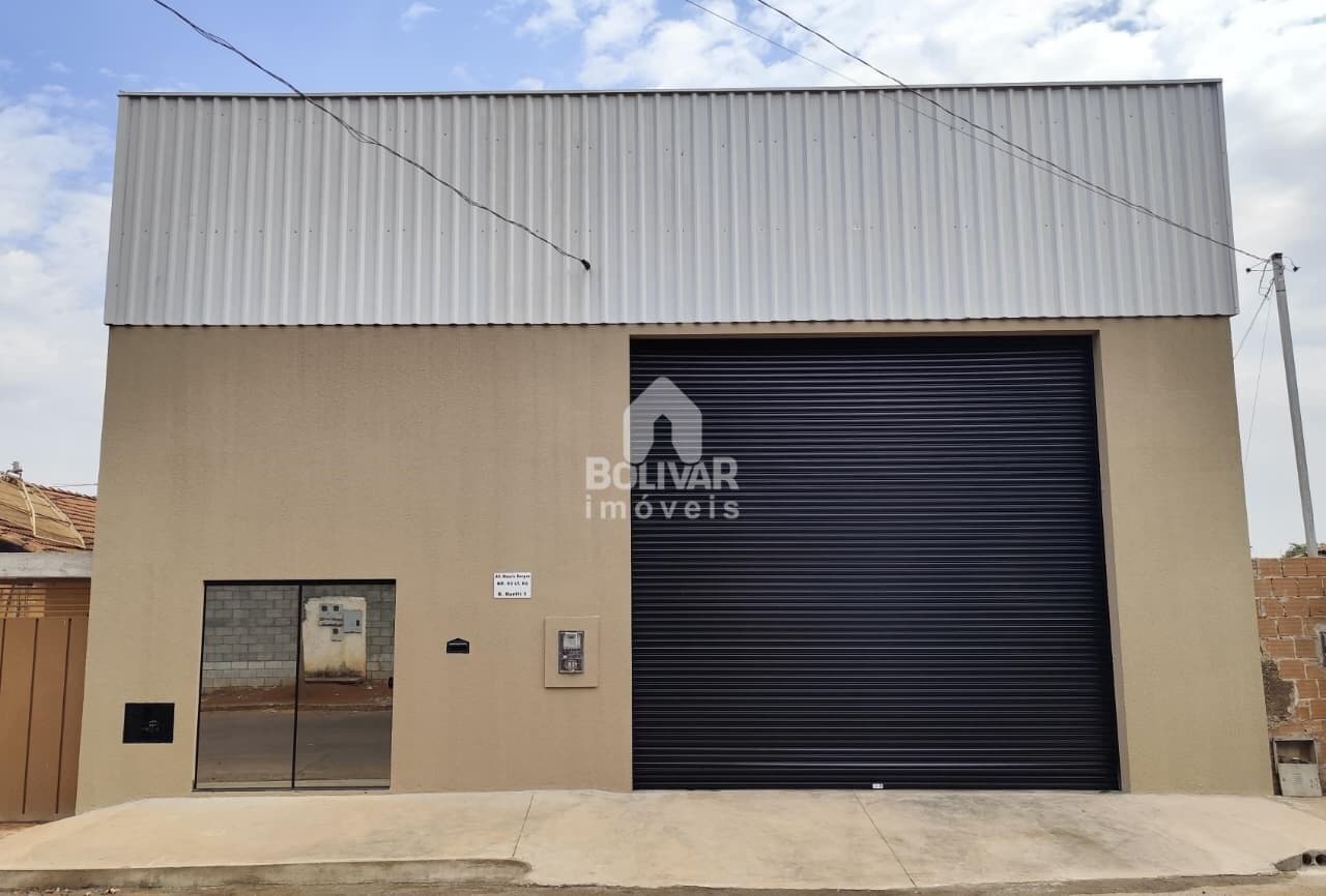 Barracão à venda, 300 m² por R$ 680.000,00 - Buriti I - Itumbiara/GO