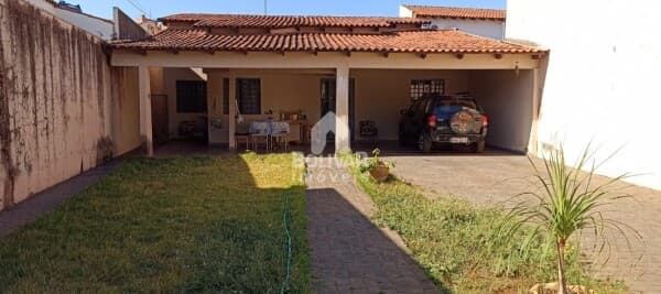 Casa com 2 dormitórios à venda, 120 m² por R$ 550.000,00 - Alto da Boa Vista - Itumbiara/GO
