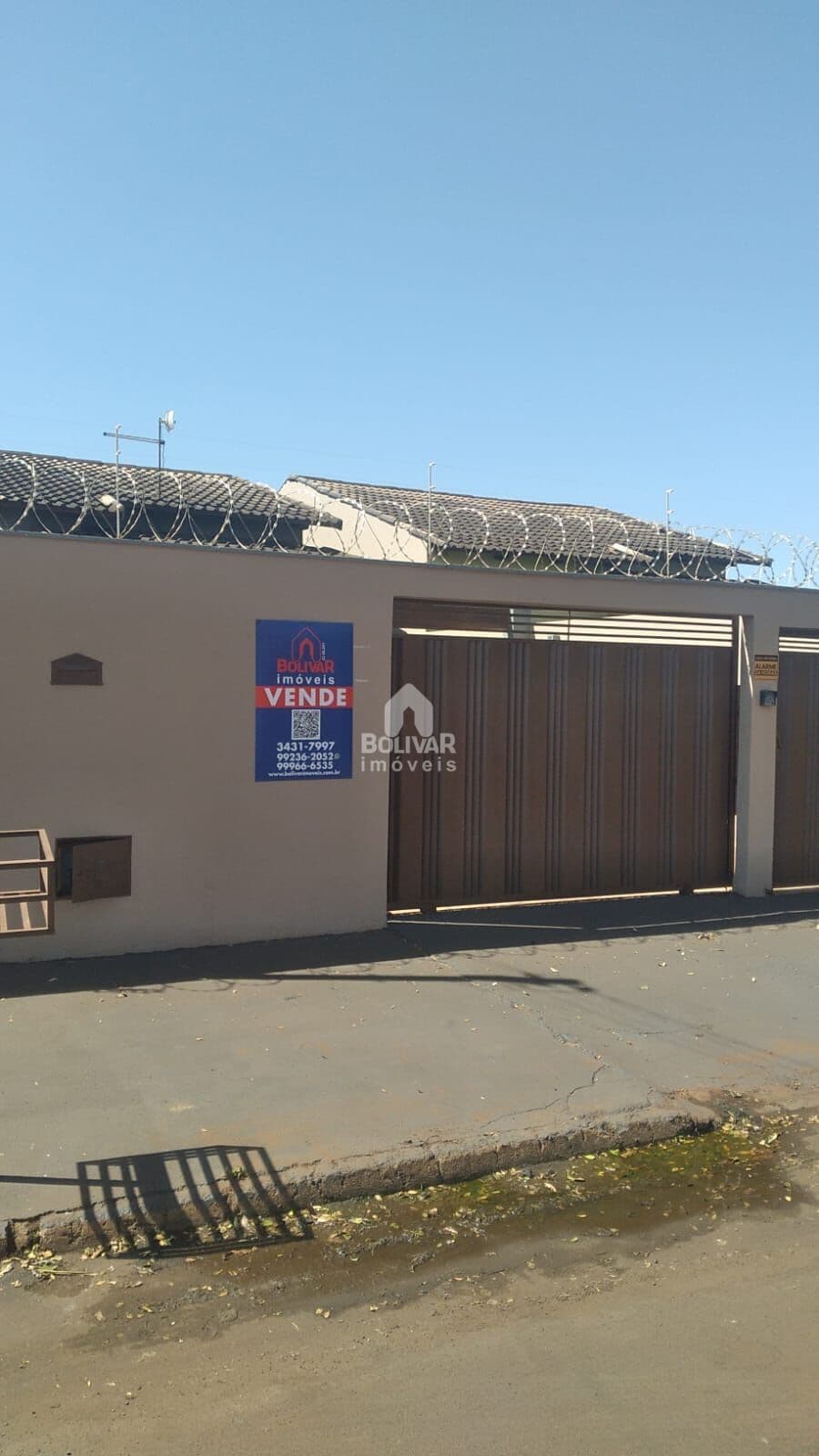 Casa com 2 dormitorios à venda 84,75m² por R$ 350.000,00 -Bairro Flamboyant- Itumbiara/GO