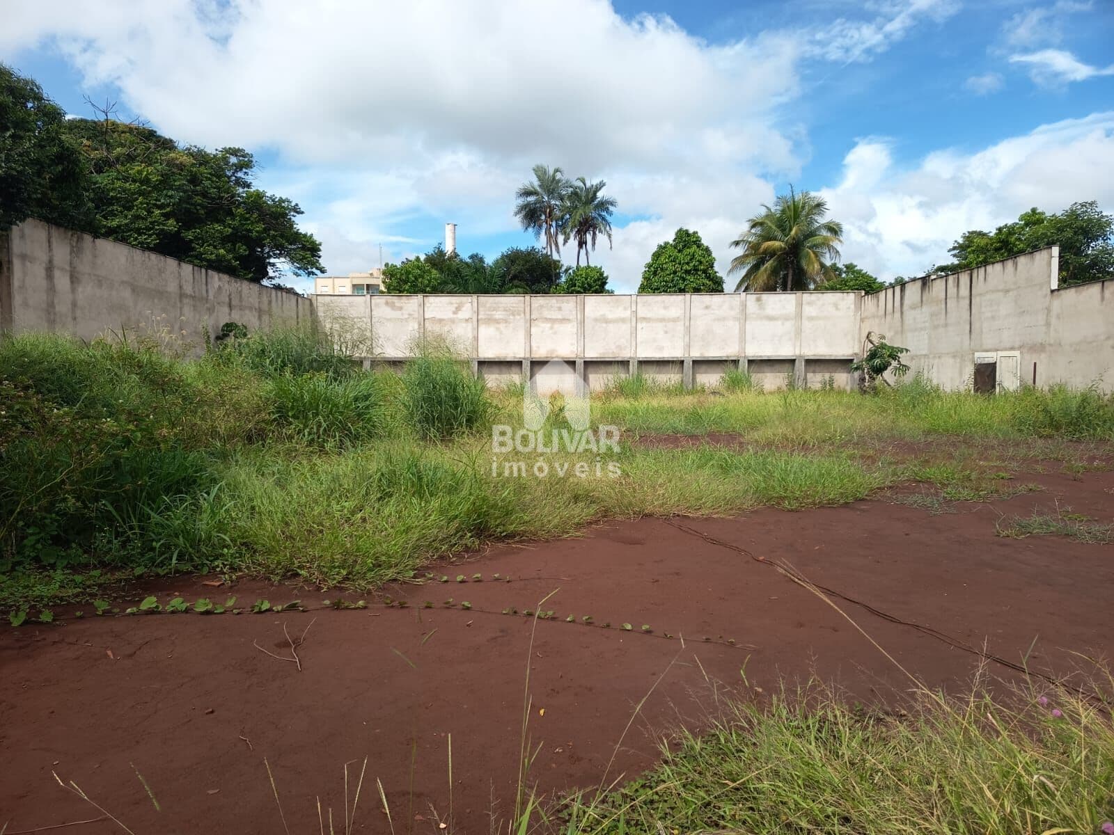 Terreno à venda, 1.260m² por R$ 1.100.000,00 -Villa De Furnas - Itumbiara/GO
