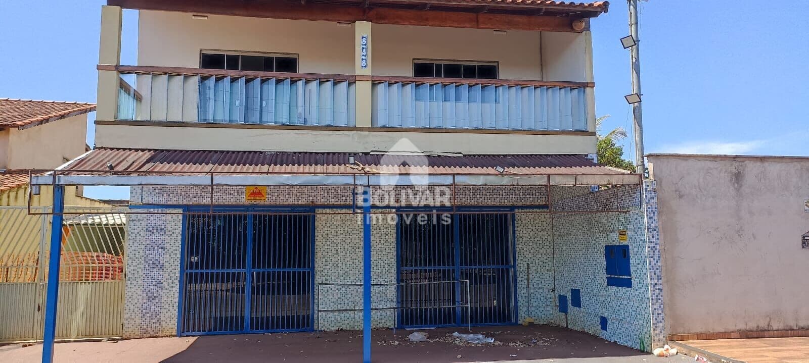 Imóvel Comercial e Residencial á Venda - 500m2 por 850.000,00 - Setor Planalto- Itumbiara-Go